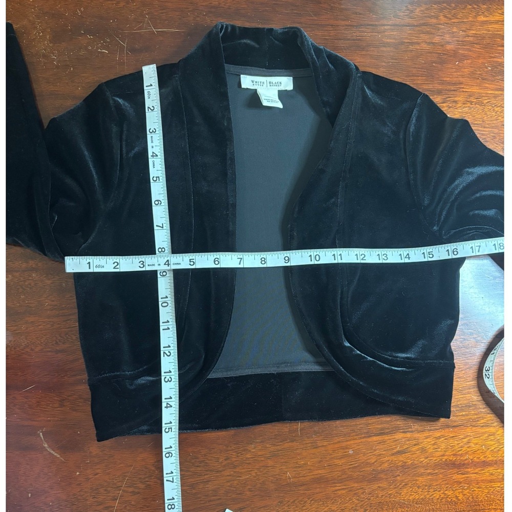White House Black Market Black Velvet Bolero Shrug Jacket S Cropped Goth Evening - Picture 5 of 6